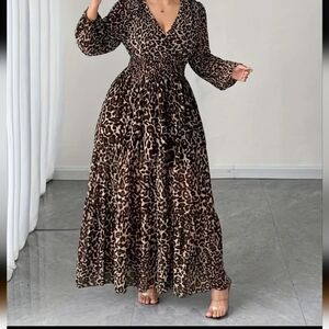 Elegant Leopard Print Maxi Dress